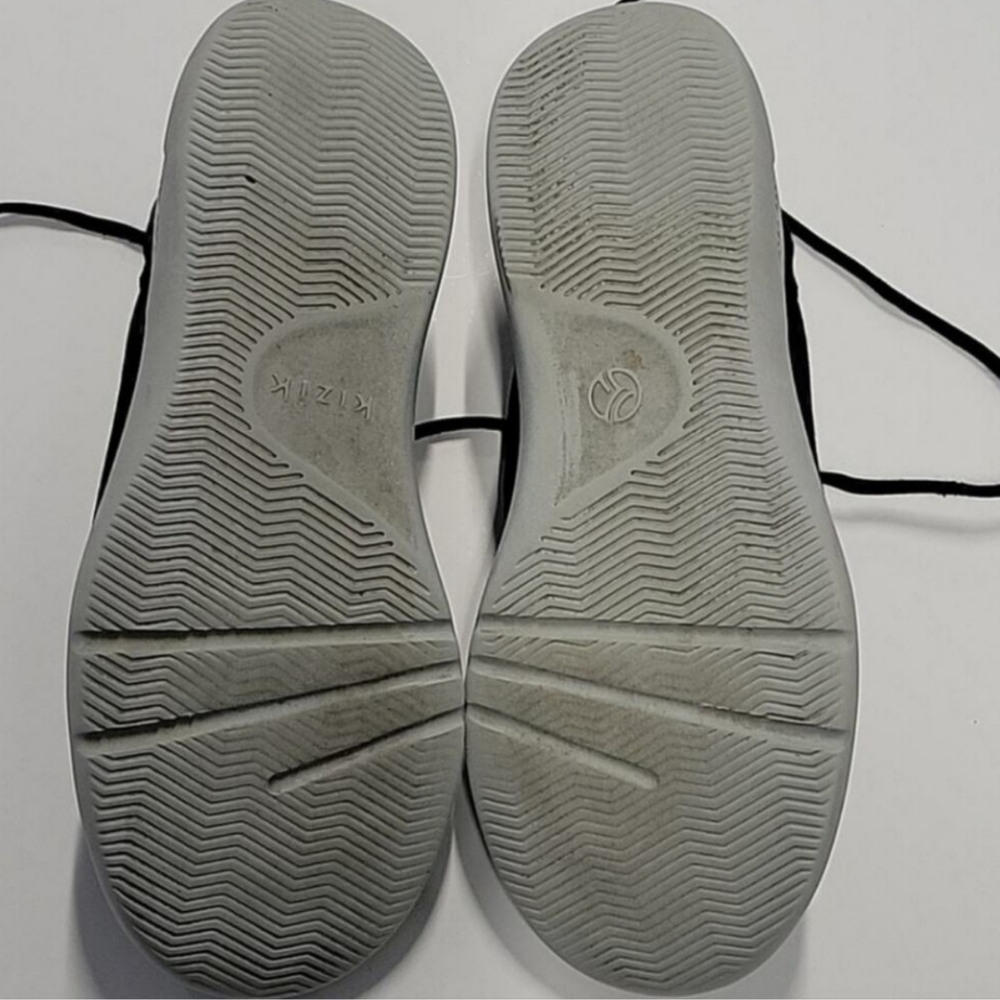 Kizik Madrid Knit Sneakers - Picture 10 of 11